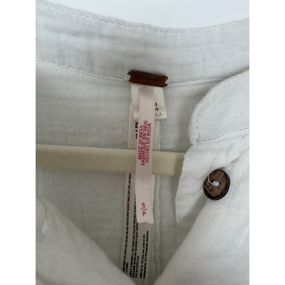 Free People Coastal Grandma Boho White Gauze Button Down Oversized Blouse M - Picture 4 of 9